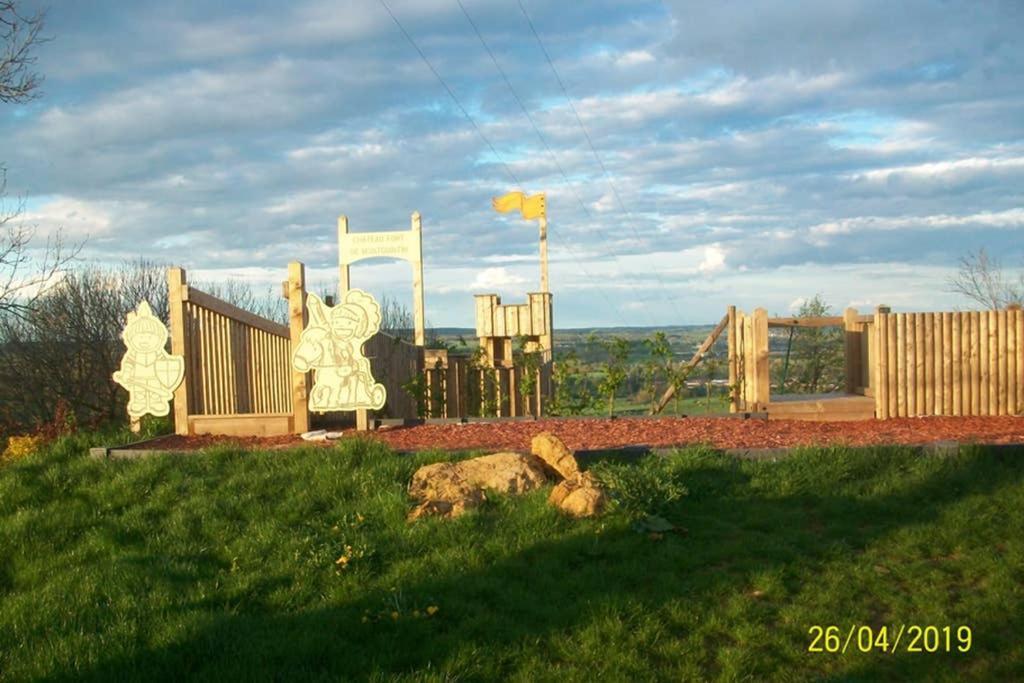 Villa Gite A La Ferme Rouvroy Exterior foto